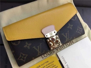 レプリカ中のトップクラス【Louis Vuitton☆ルイヴィトン】女性スムースレザー財布イタリアから輸入された高級皮作った美品☆☆