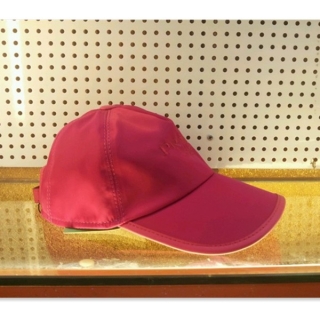 新作激安　Prada☆プラダ   帽子　 シンプルなデザイン！シンプルなデザイン！PLD-001