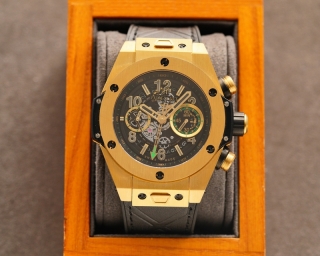 ウブロ 時計コピー ビッグ バン 自動巻き  文字盤 チタニウム メンズ 腕時計